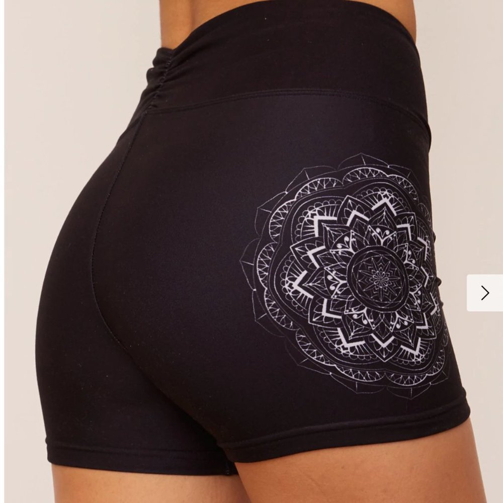 Wolven luna crossover high waisted shorts